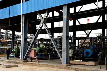 肯富（fù）來火炬氣回收機組在延長石油集團（tuán）使用現場